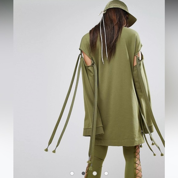 Fenty X Puma Rihanna Boho Tie sleeve Sweatshirt /Dress NWOT - Picture 2 of 14